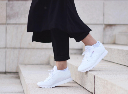Кроссовки женские REEBOK белые